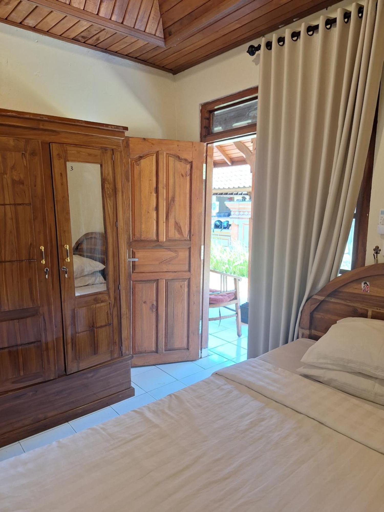 Gusti Home Stay Ubud Экстерьер фото