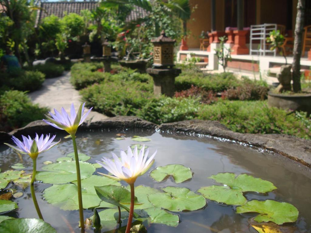 Gusti Home Stay Ubud Экстерьер фото